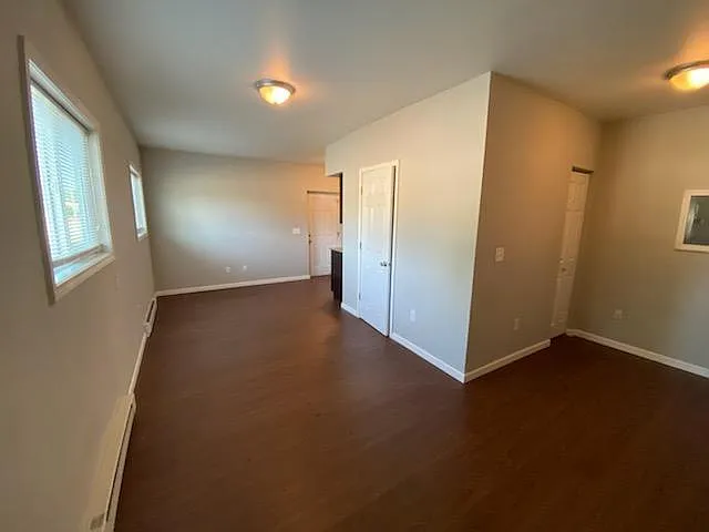 Studio, $750 — Photo 2