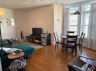 1677 Beacon St APT 6, Brookline, MA 02445