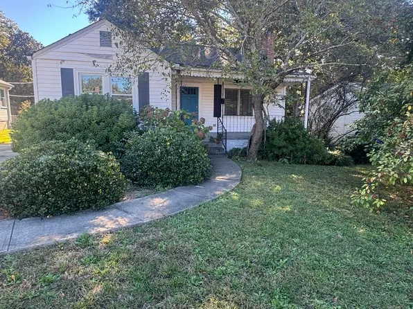 219 Vintage Ave, Greenville, SC 29607