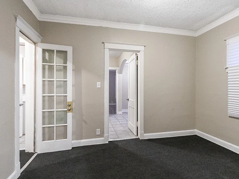 8950 S Bishop St — Photo 13