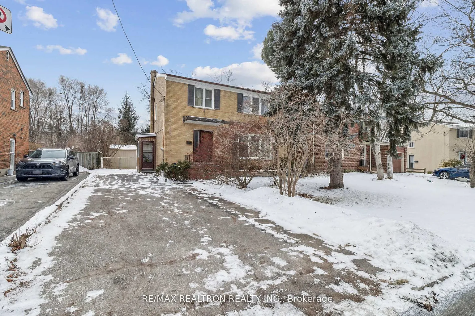 139 Yorkview Dr photo 1