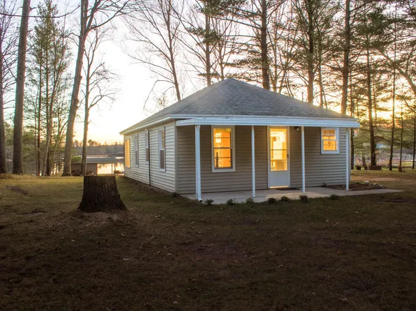 56 W Lincoln St, Brohman, MI 49312