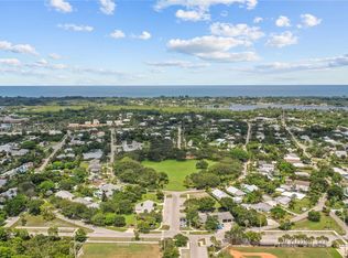 9035 SE Athena St, Hobe Sound, FL 33455