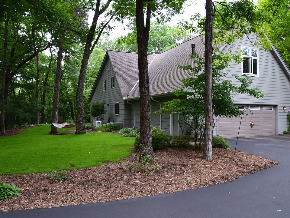 1st image of 3180 N Dekoven Dr