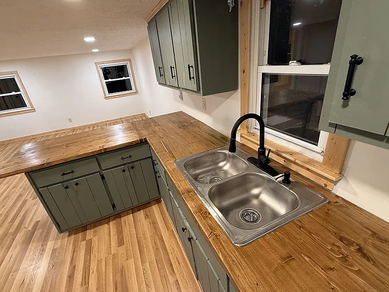 252 Wilcox Dr — Photo 5