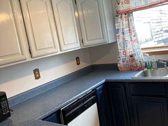 2nd image of 23 Dodge Pl APT 4