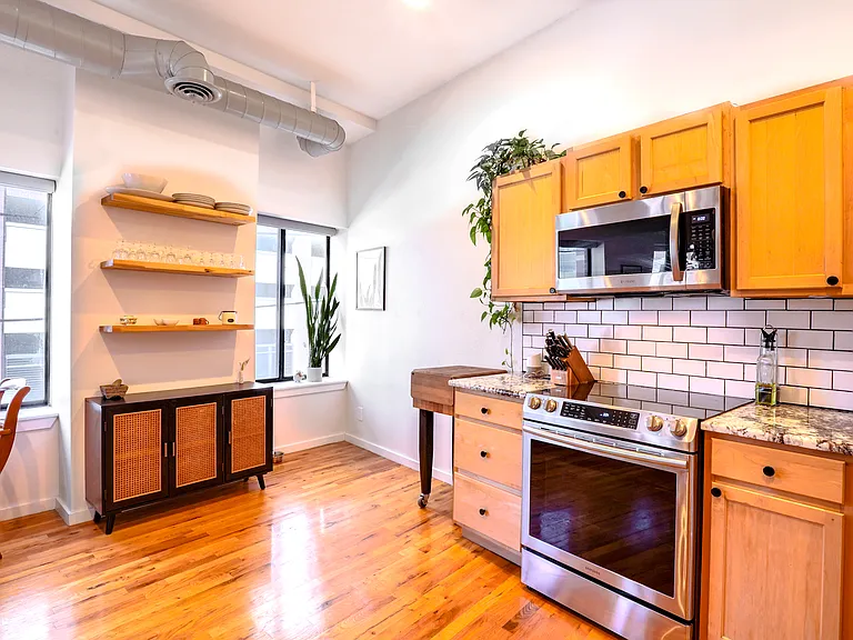 70 W 6th Ave #207 — Photo 13