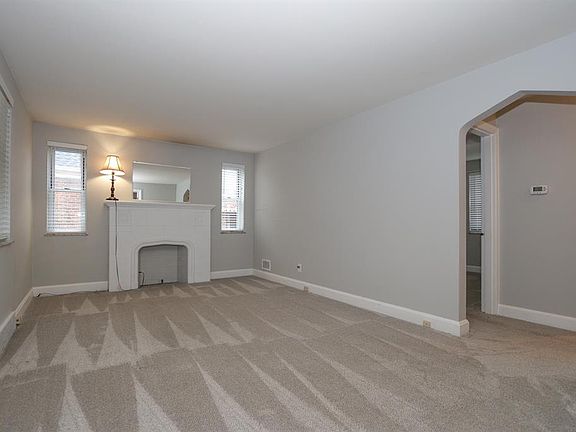 4th image of 5584 Karen Ave