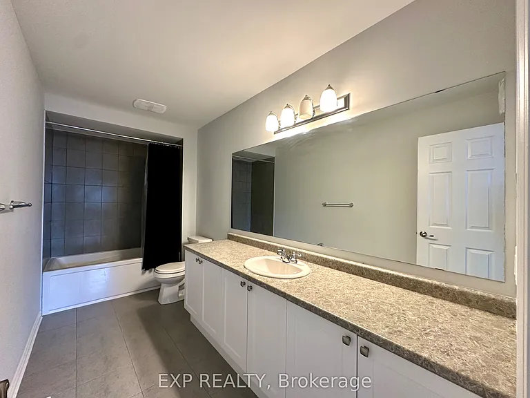 823 Regulus Rdg — Photo 15