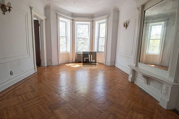 Rented by Highline Residential | media 7