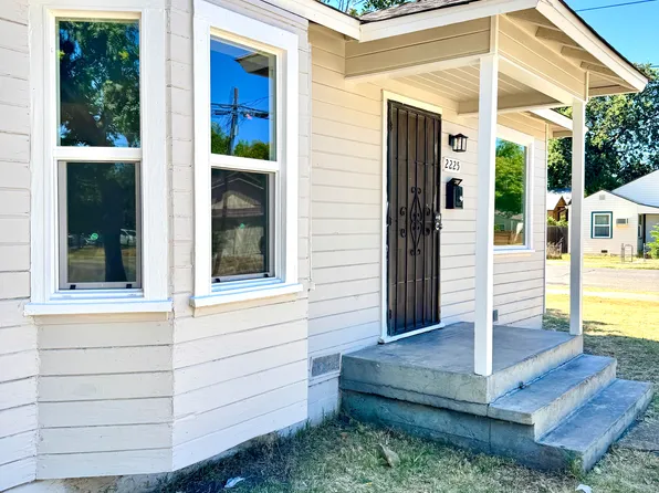 2225 N Sutter St, Stockton, CA 95204