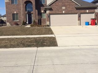 24771 Briar Bay Dr, Macomb, MI 48042