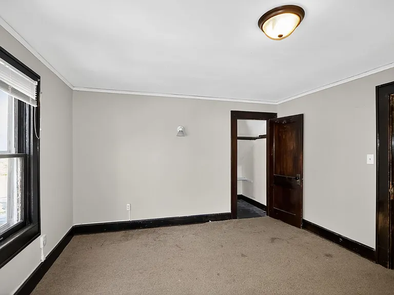 632 Berkley Rd — Photo 6