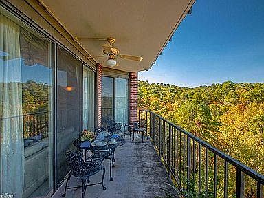 4th image of 1 Treetops Ln #805C