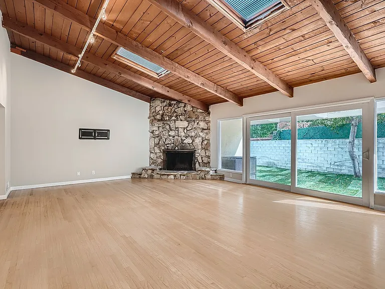 3766 Willowcrest Ave — Photo 6