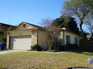 5635 Spring Night St, San Antonio, TX 78247