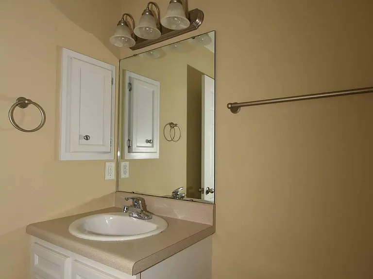 1205 Price Dr #B — Photo 15