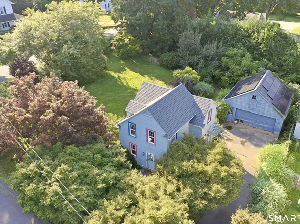 16 Jones Lane, Deep River, CT 06417