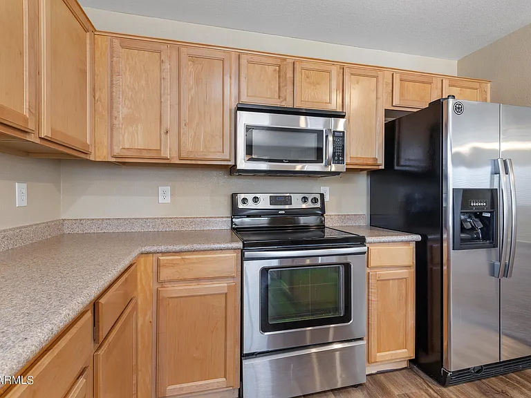 34994 N Barzona Trl — Photo 9