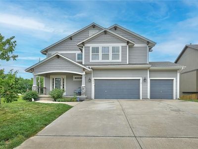 1076 N Sumac St, Olathe, KS, 66061