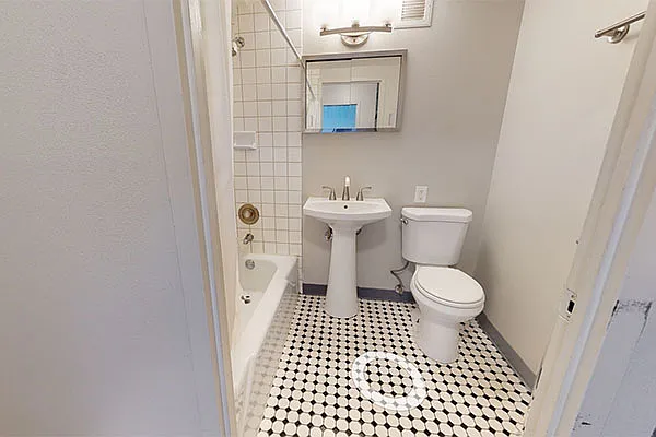 1671 N. Prospect Ave. — Photo 49