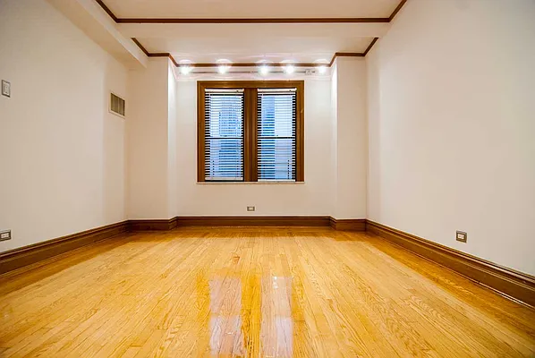 Rented by WAM Partners - William Moses Co. | media 62