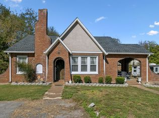 111 Oak Grove Rd, Red Boiling Springs, TN 37150