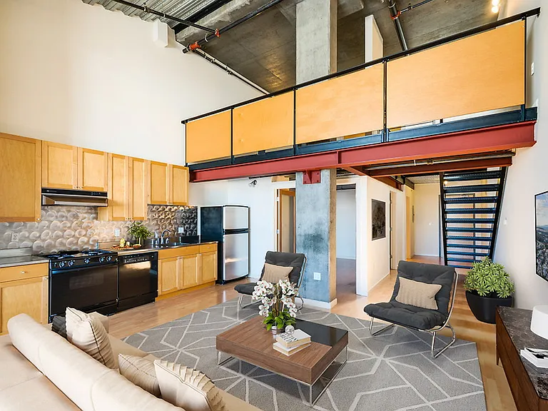 530 Brannan St — Photo 1