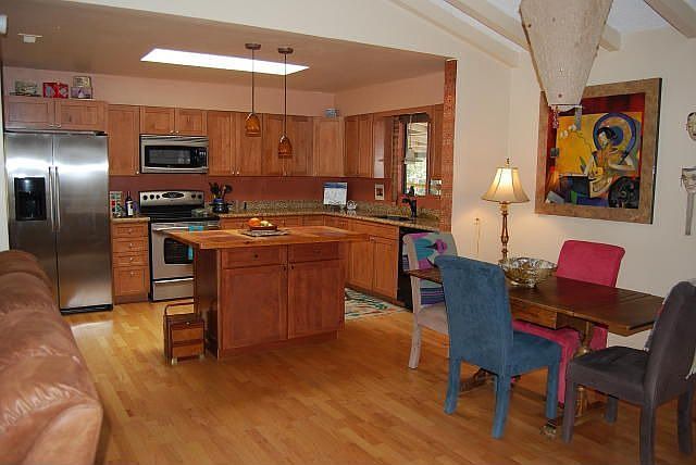 Large kitchen,dining/living room