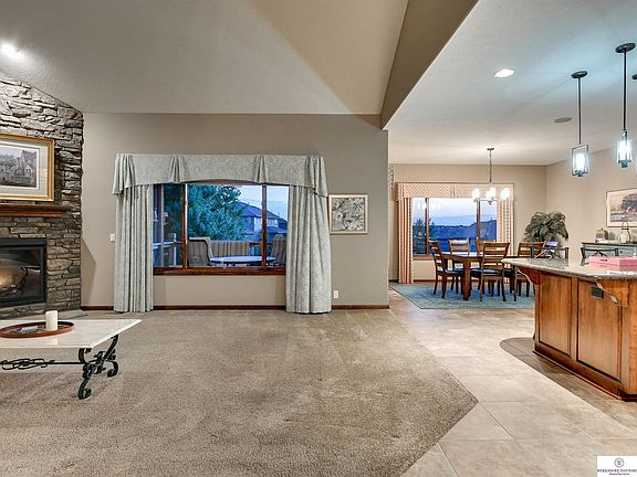 3rd image of 2724 N 175th Ave