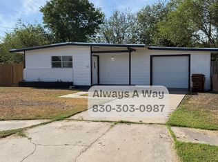 1611 E Huisache Ave, Kingsville, TX 78363