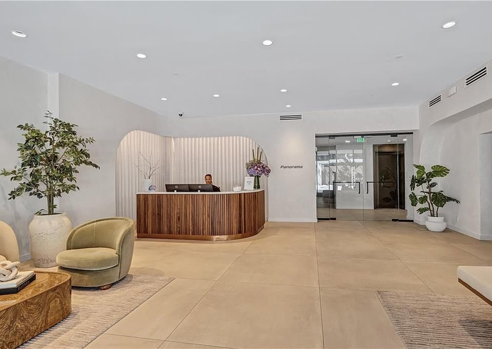 1st image of 2460 Peachtree Rd #1513