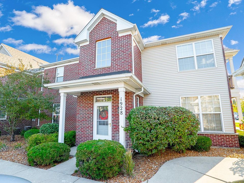 1st image of 1928 Parkside Dr #15
