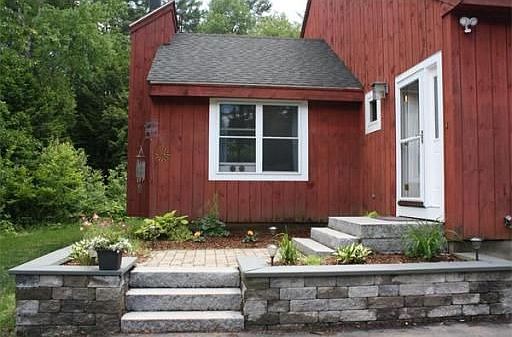 4th image of 13 Flint Meadow Dr