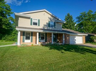 4855 Sutton Ln, Greendale, WI 53129