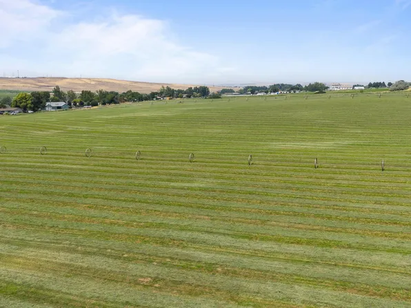 Cooney Ln, Hermiston, OR 97838