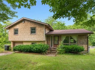 8111 Barnes Rd, Vermilion, OH 44089
