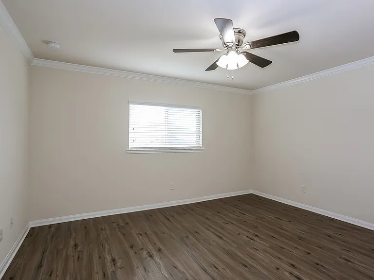 13230 Chanel Dr — Photo 11