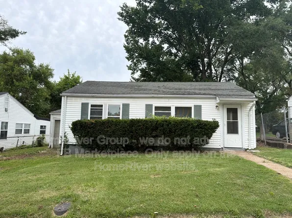 341 Mueller Ave, Saint Louis, MO 63135