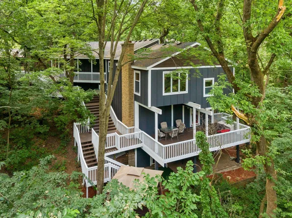 3735 S Hills Dr, Eagan, MN 55123