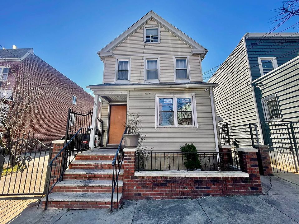 1st image of 10844 51st Ave