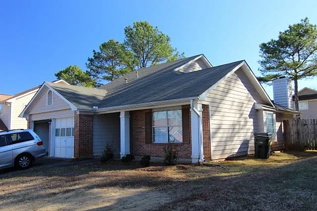 1807 Baynard Ct NW