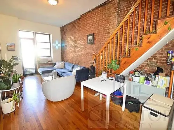 49 West 74th Street image 14 of 14