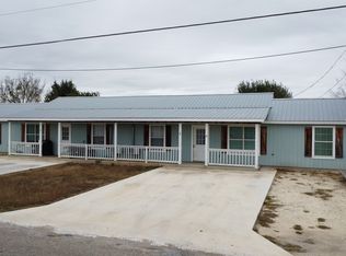 558 Whitetail Dr, Uvalde, TX 78801