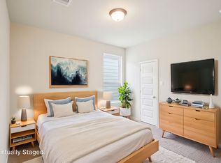 704 Topwater Trl, Kemah, TX 77565