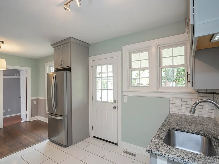 611 Shady Ln — Photo 14