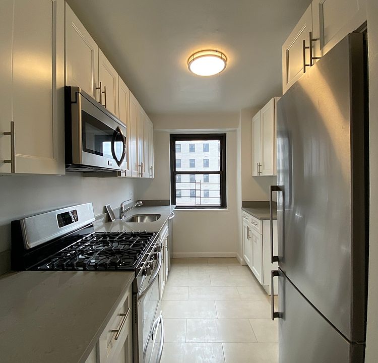 1st image of 305 E 86th St APT 3CW