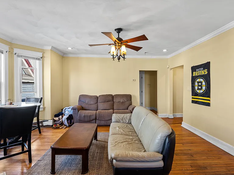18 Gaston St #2 — Photo 4
