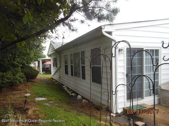 5th image of 5 Redlands Ct