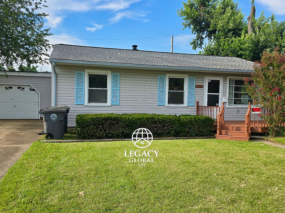1st image of 2156 Maxwell Ave